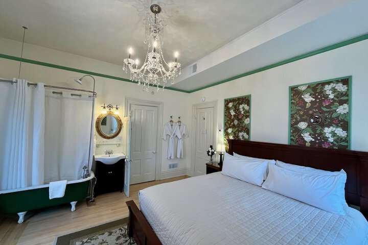 Room 7 of 50