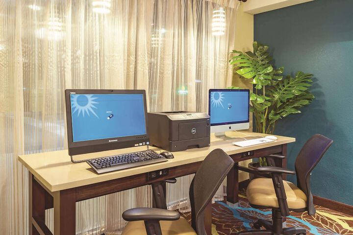 Business Center 50 of 51
