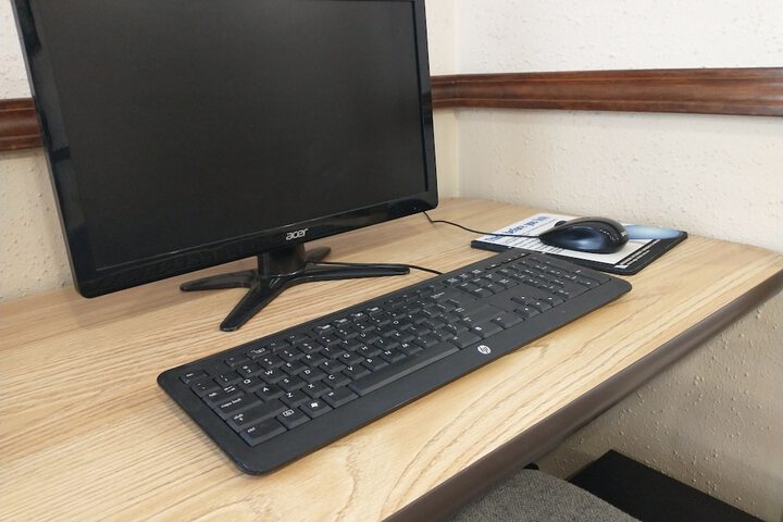 Business Center 69 of 75