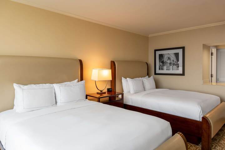 Room 25 of 130