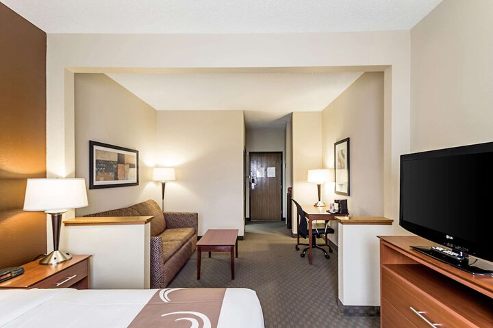 Room 22 of 47