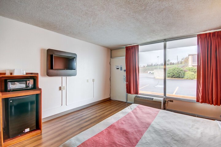 Room 22 of 29
