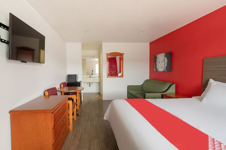Room 20 of 40