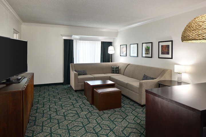 Room 10 of 43