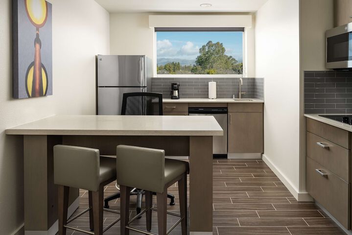 Hyatt House San Jose Airport