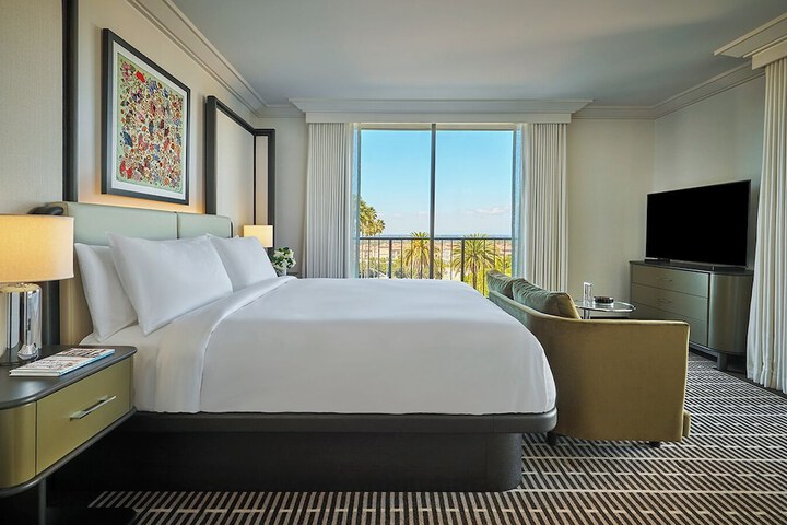 Pendry Newport Beach