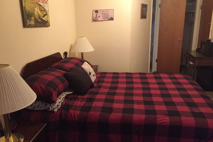Room 24 of 40