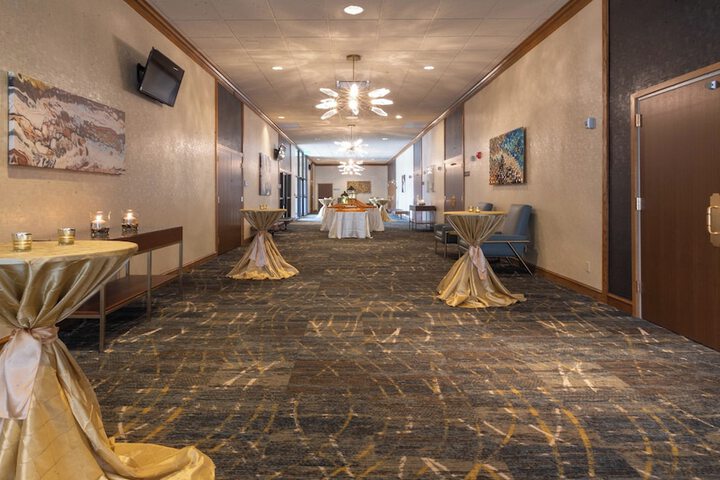 Holiday Inn Cleveland-S Independence by IHG