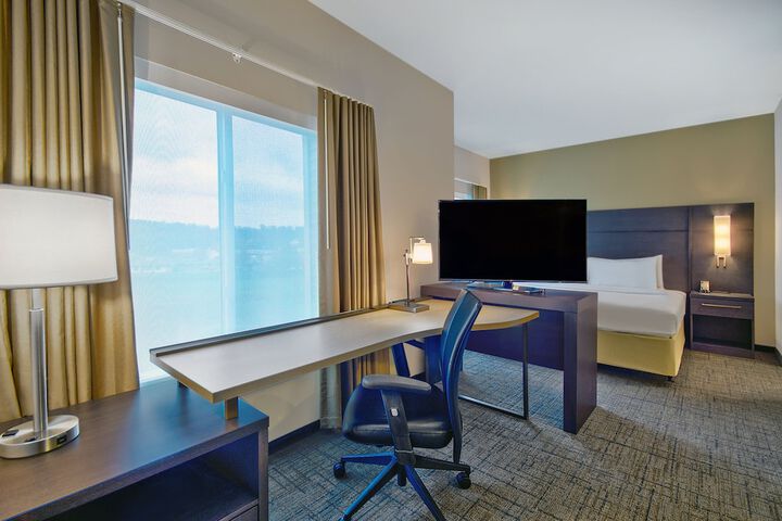 Room 14 of 27