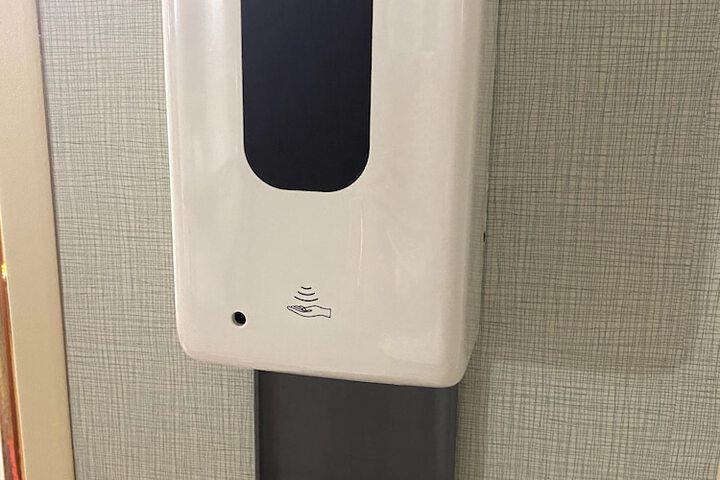 Comfort Suites Outlet Center