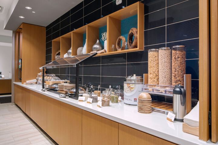 Breakfast/Coffee Service 17 of 20