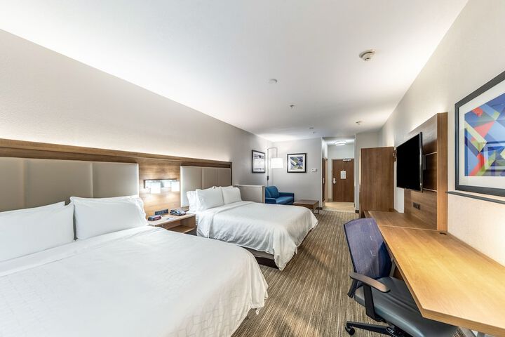 Holiday Inn Express & Suites Fort Worth - Fossil Creek by IHG