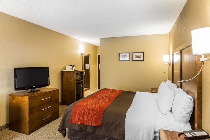 Room 15 of 28