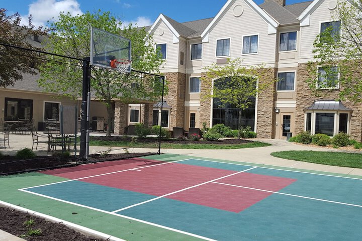Staybridge Suites South Springfield by IHG