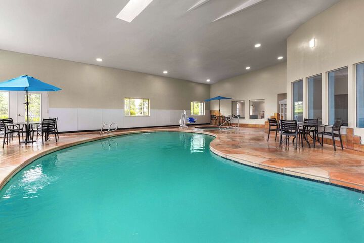 Days Inn by Wyndham Williams