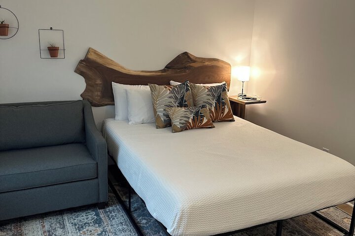 Room 18 of 39