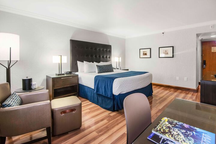 Room 22 of 60