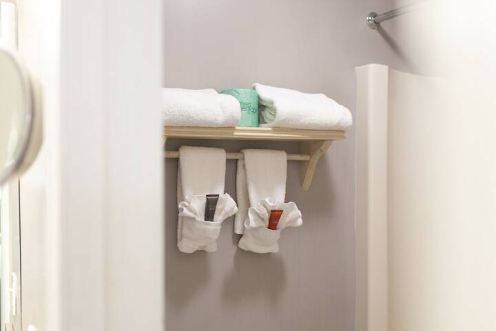 Room 29 of 66