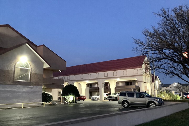 Hotel 3 of 44