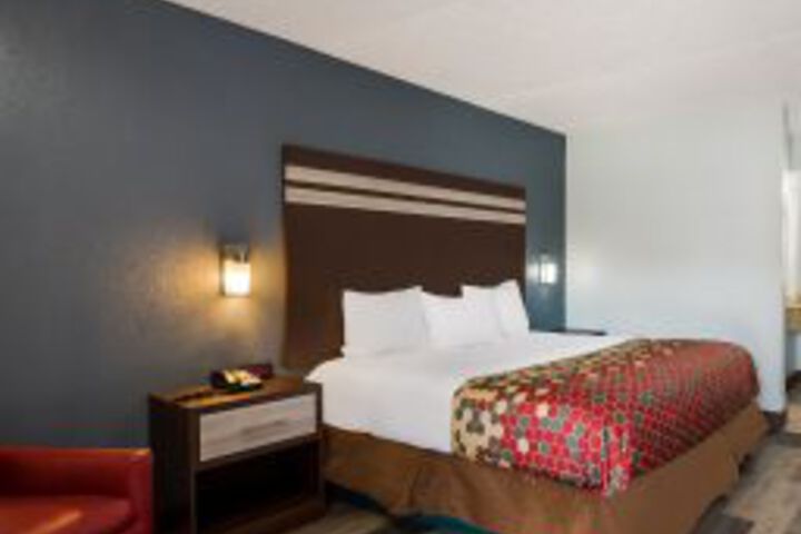 Red Carpet Inn and Suites - Hammonton West / Winslow Township