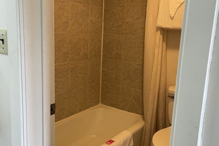 Room 7 of 22