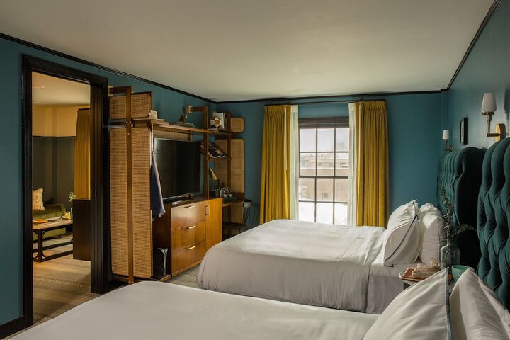 Room 40 of 78