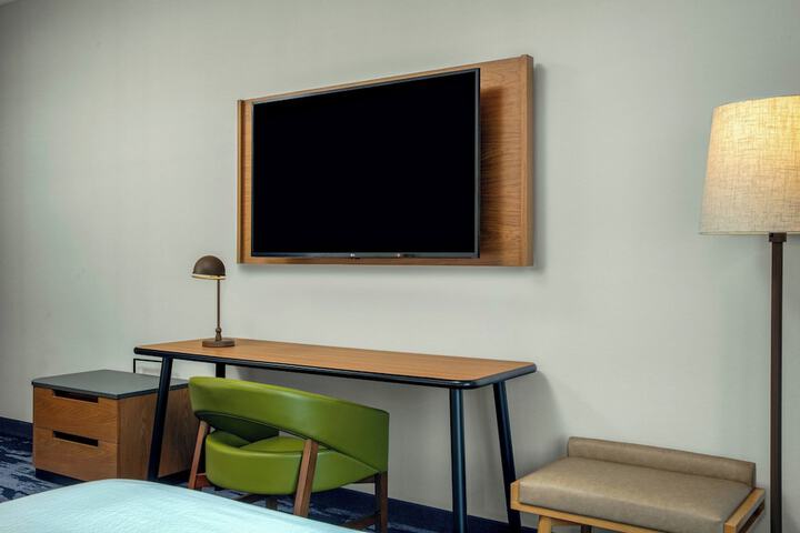 Room 20 of 28
