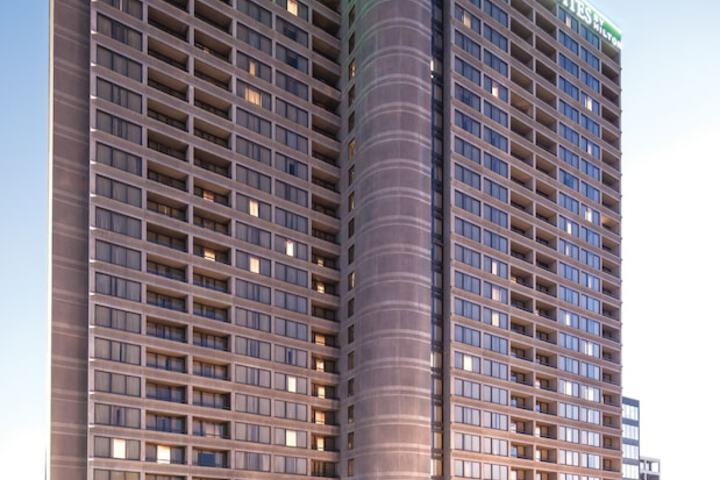 DoubleTree by Hilton Hotel & Suites Houston by the Galleria