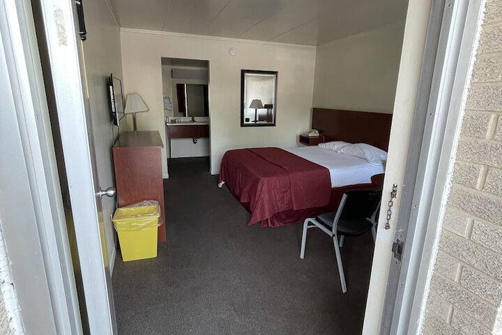 VIBE INN - WHIRLPOOL SUITES