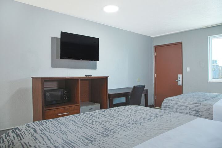 Room 27 of 35