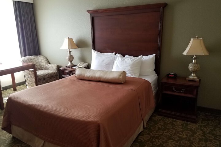 Room 17 of 48