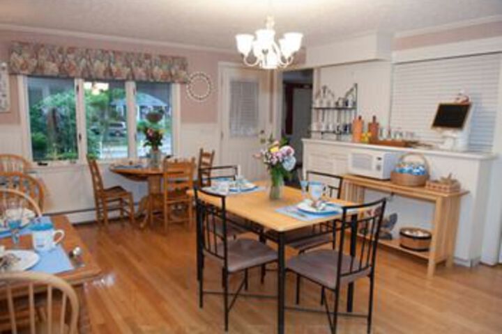 Cranberry Manor B & B