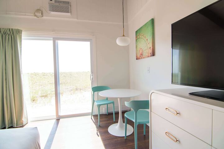Ocean House Hotel & Motel