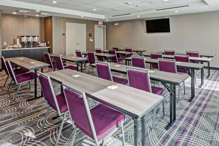 Hampton Inn Fresno Airport