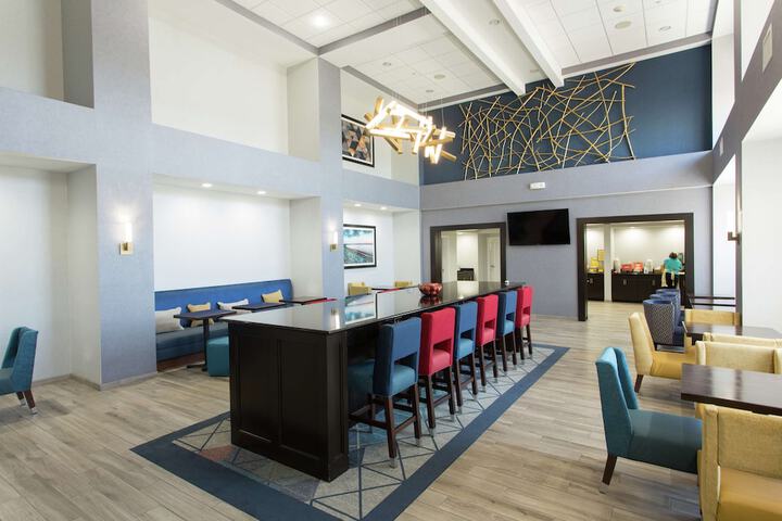 Hampton Inn & Suites Ankeny