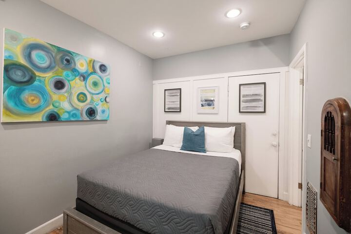 Room 46 of 151
