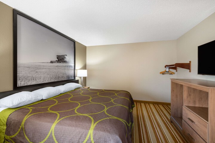 Room 46 of 60