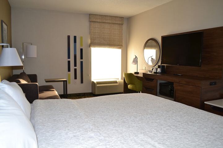 Room 35 of 54