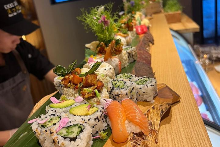 Dining 243 of 325
