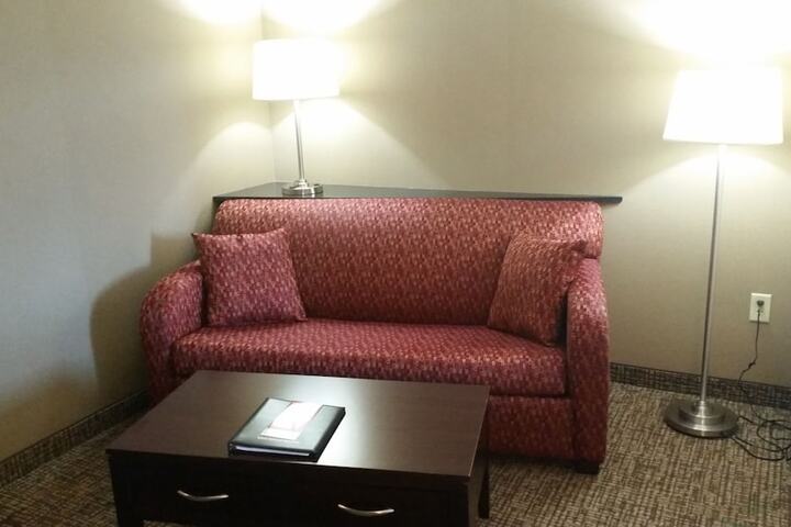Room 52 of 69