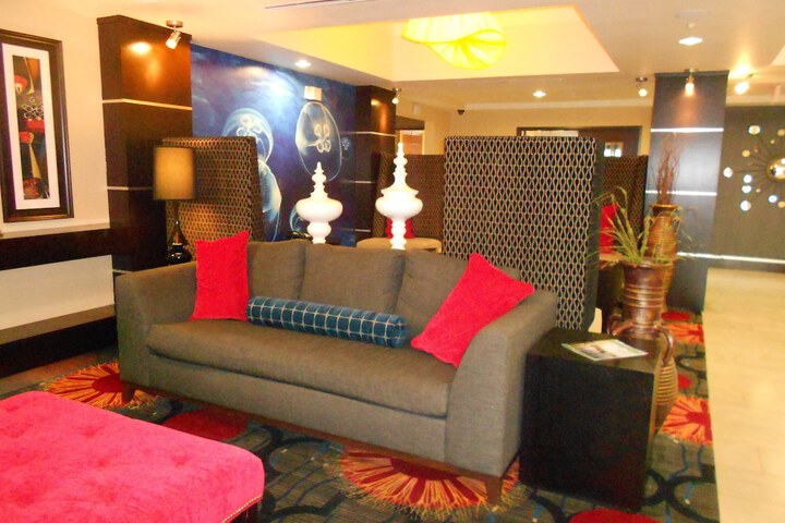Hotel 2 of 25