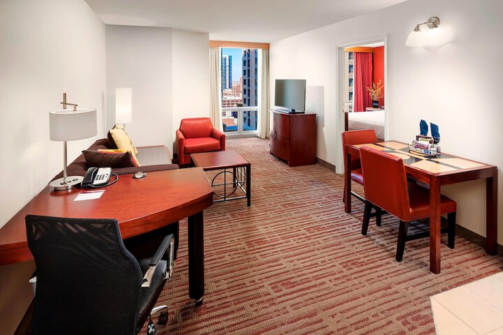 Room 14 of 48