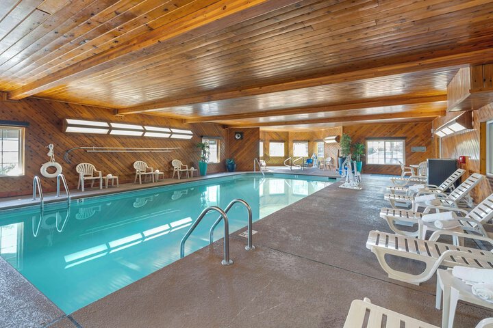 Pool 5 of 30