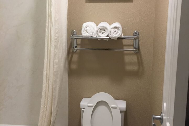 Room 5 of 21