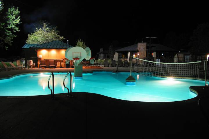Pool 4 of 39
