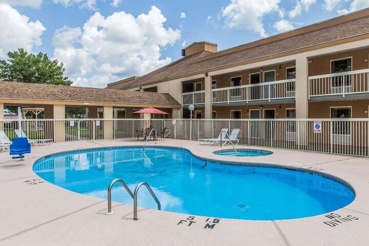 Pool 3 of 25