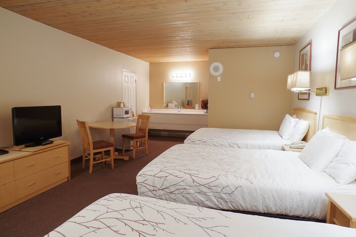 Room 16 of 42