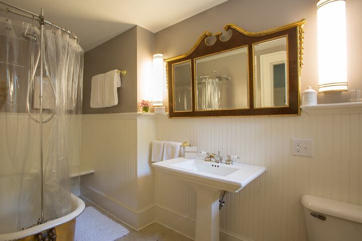 Room 40 of 58