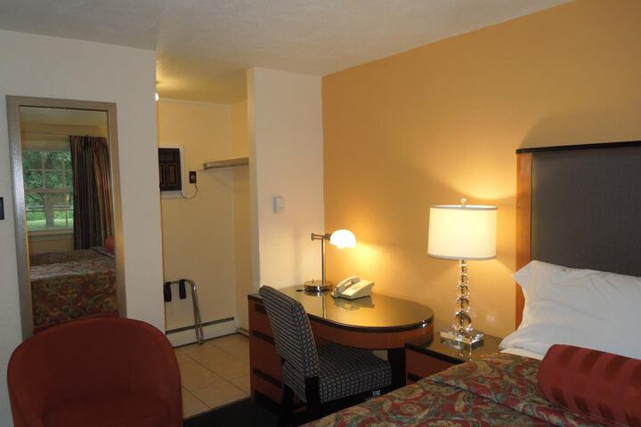 Room 31 of 49
