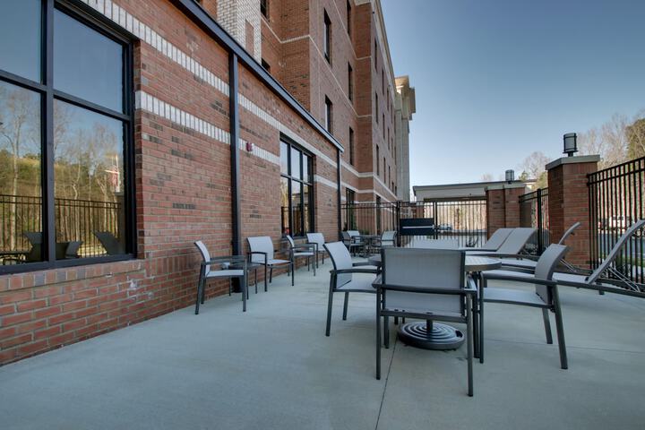 Terrace/Patio 71 of 72
